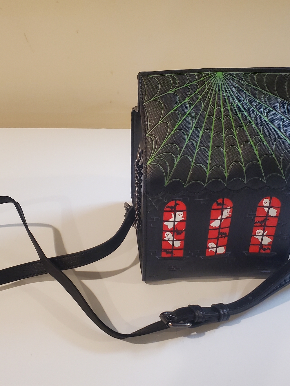 Mad Engine haunted house crossbody purse Halloween - Picture 2 of 9